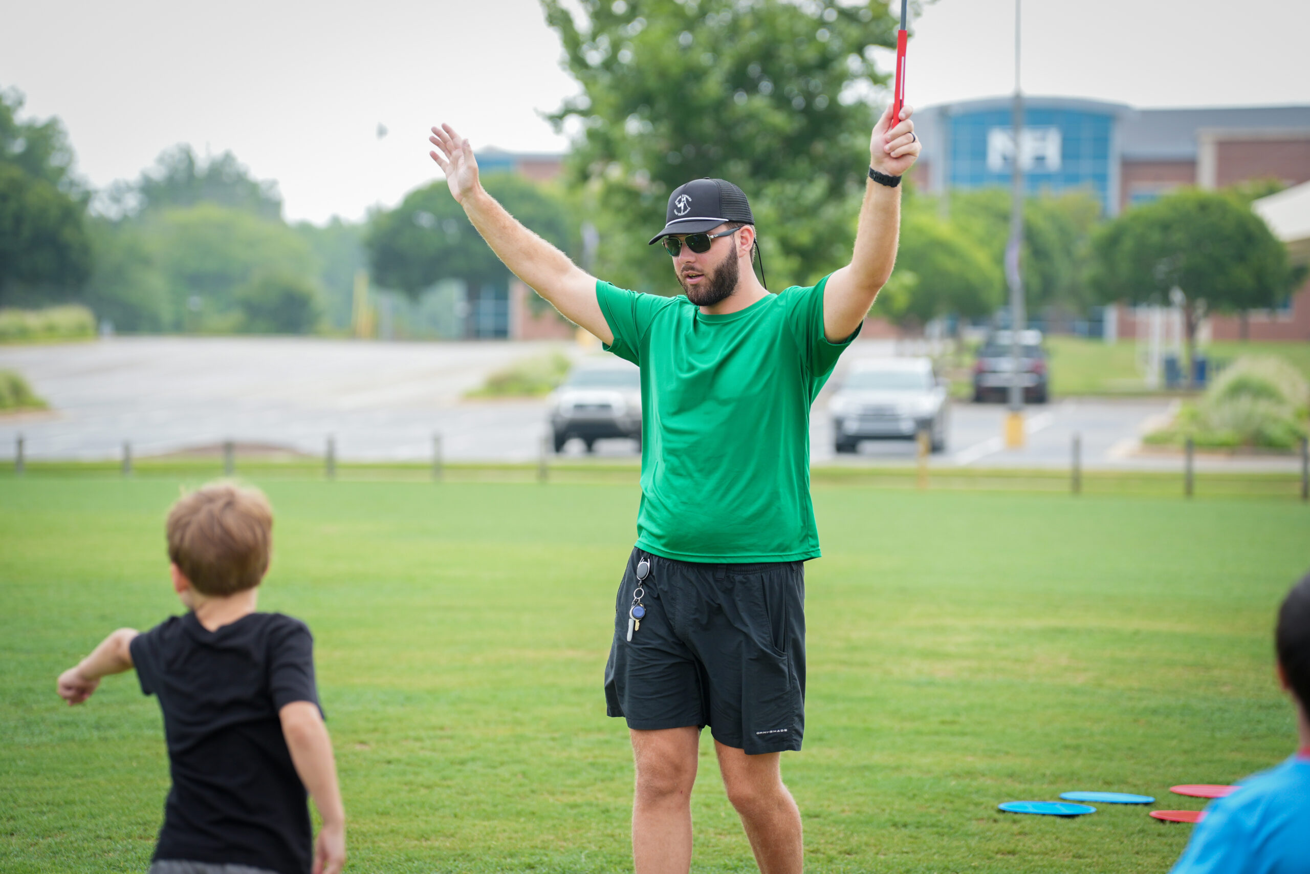 Kids rotating through G1 Golf learning stations